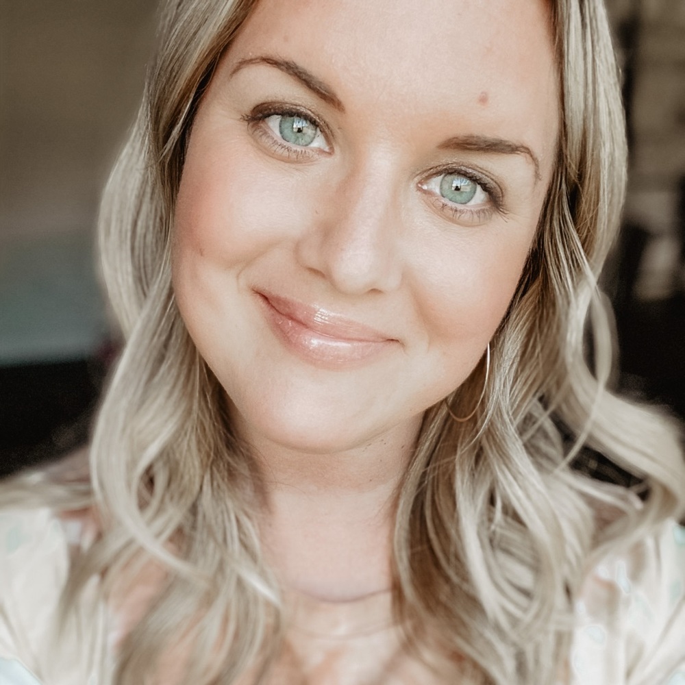 Meet your Posher, Shana